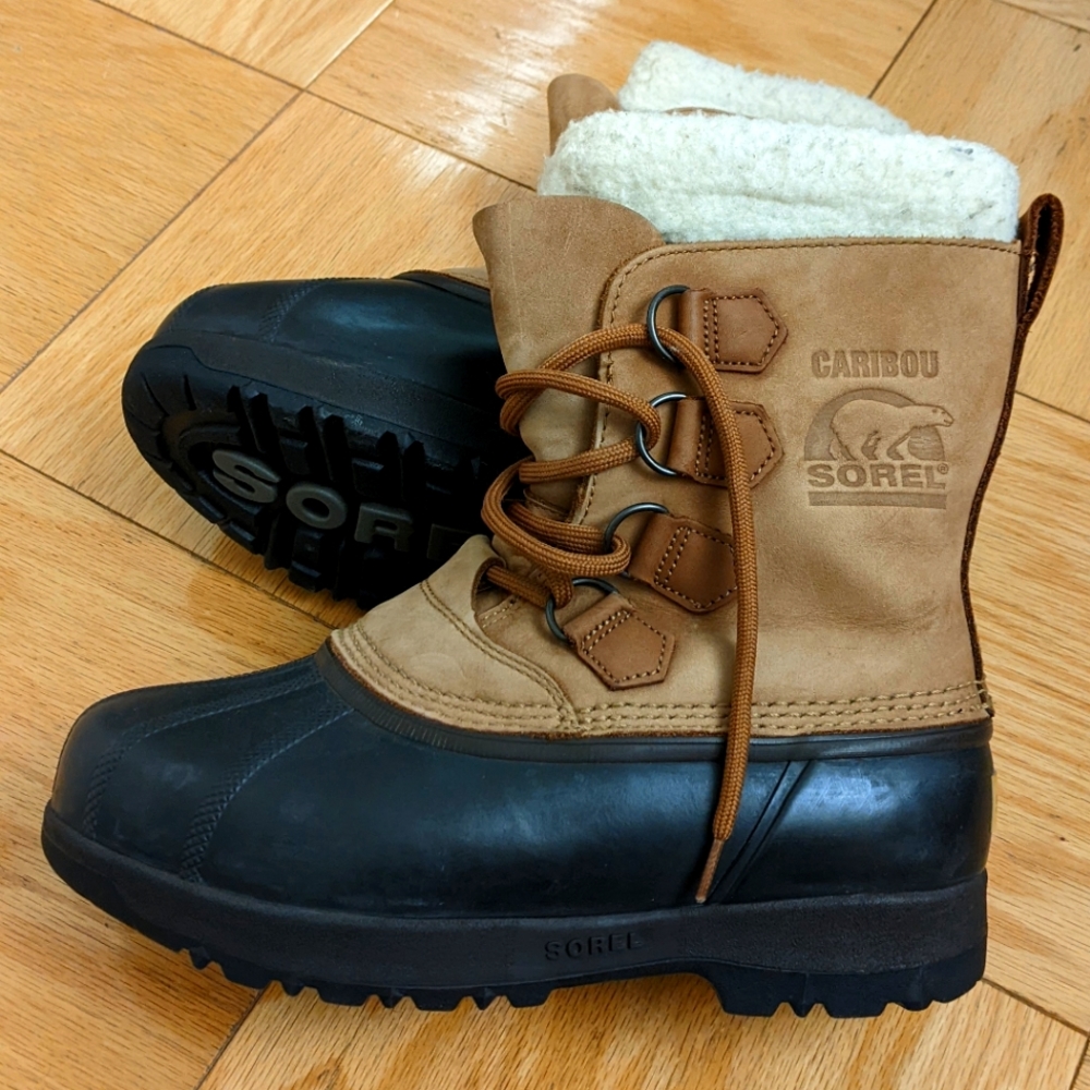 SOREL Caribou II women’s boot Style# NL 1000 -220